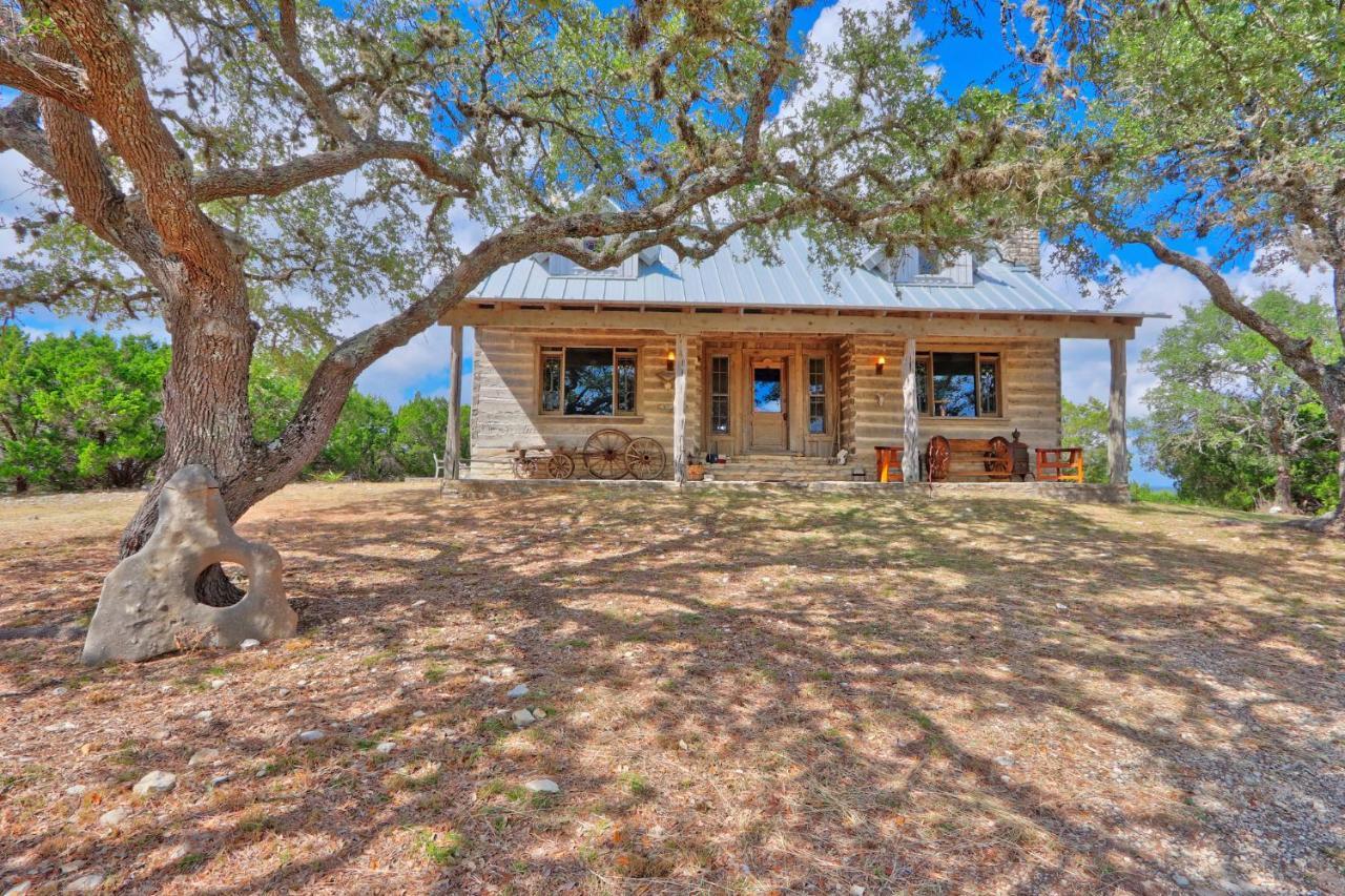 Log Cabin At Old Glory Ranch Villa Wimberley Kültér fotó
